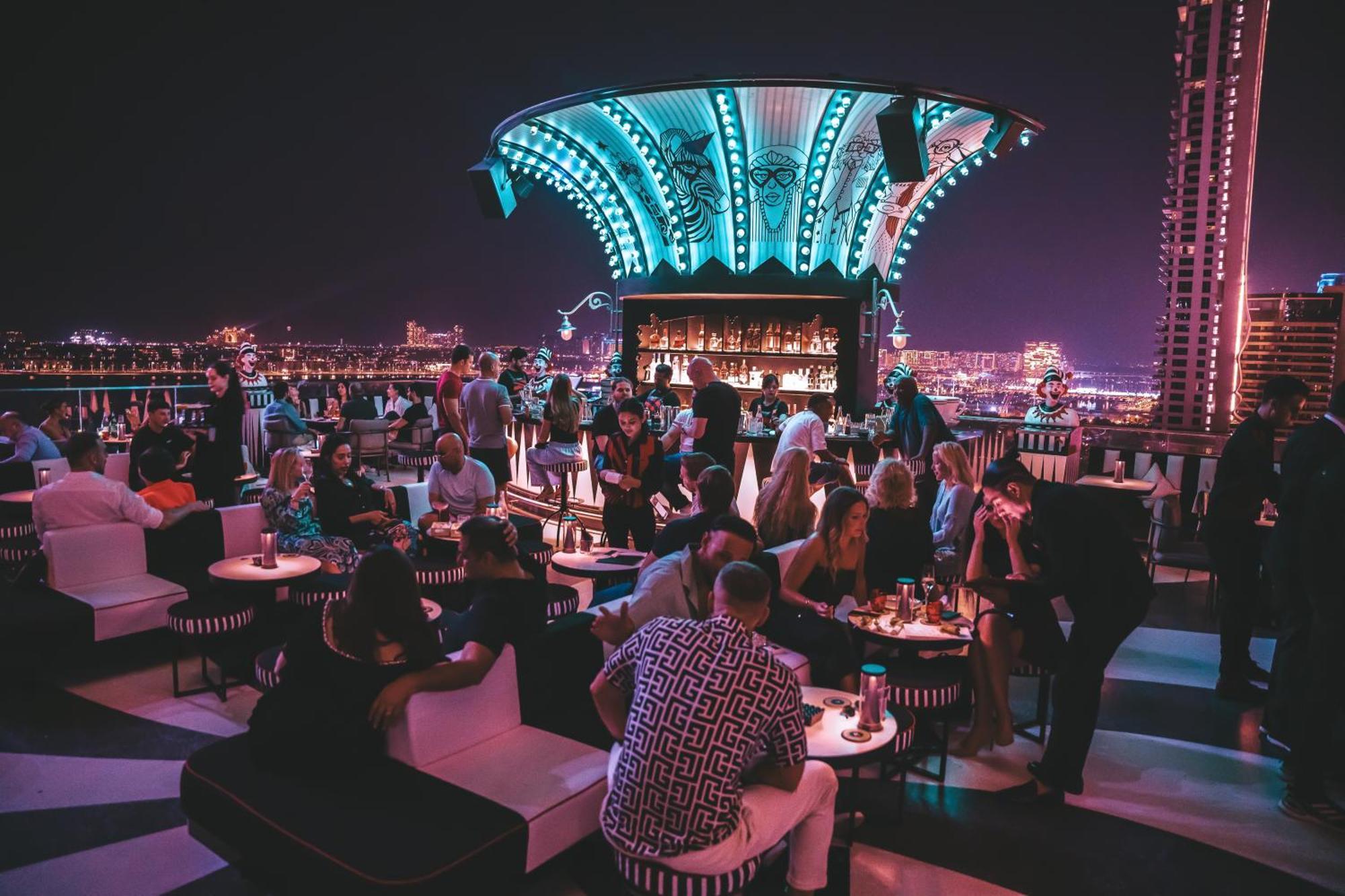 ホテル Five Luxe ドバイ エクステリア 写真 The View at The Palm