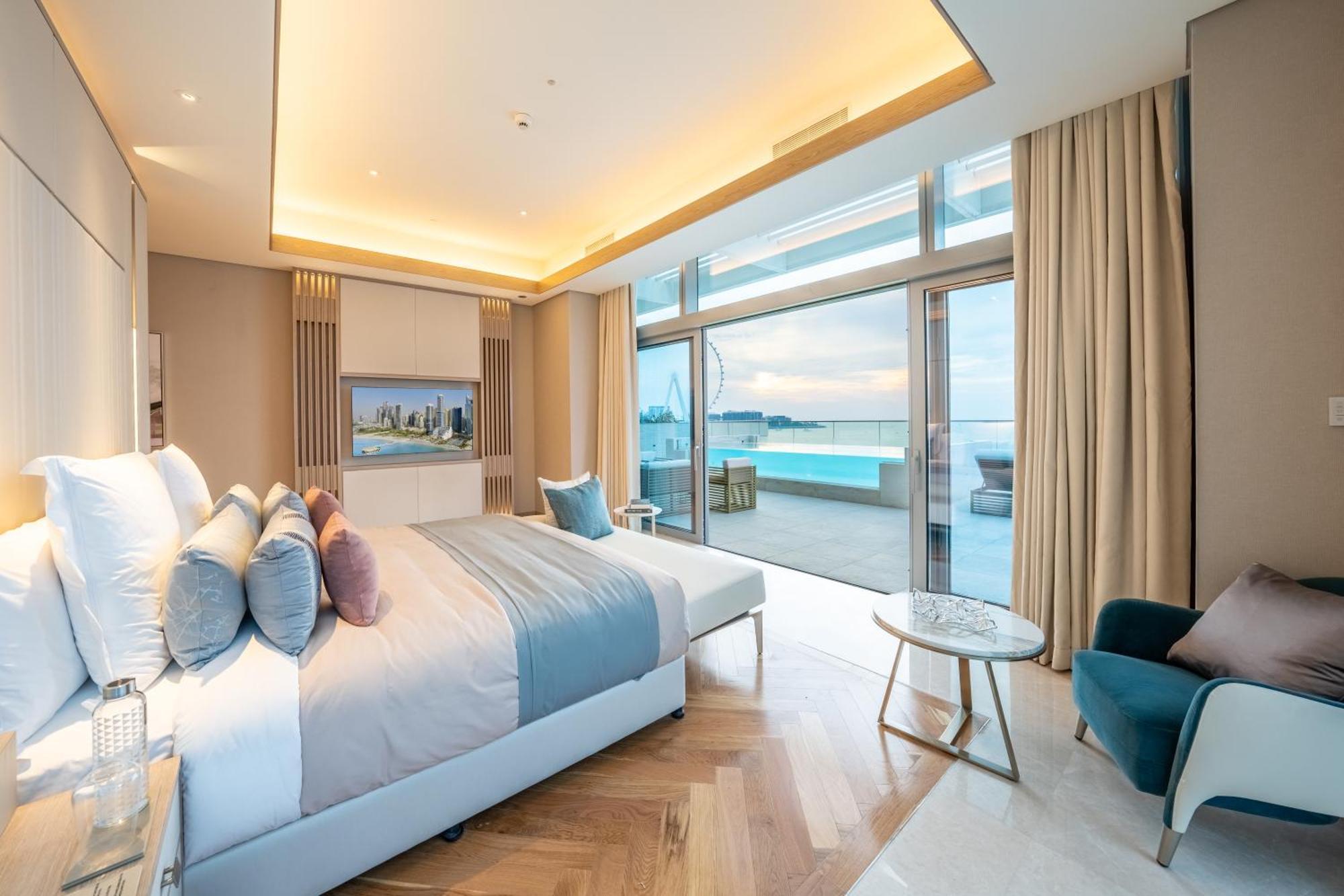 ホテル Five Luxe ドバイ エクステリア 写真 A bedroom at the hotel