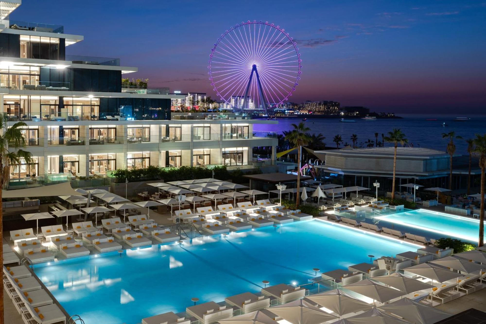 ホテル Five Luxe ドバイ エクステリア 写真 The Westin Athens